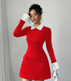 Women’s Elegant Fitted Evening Gown – Red